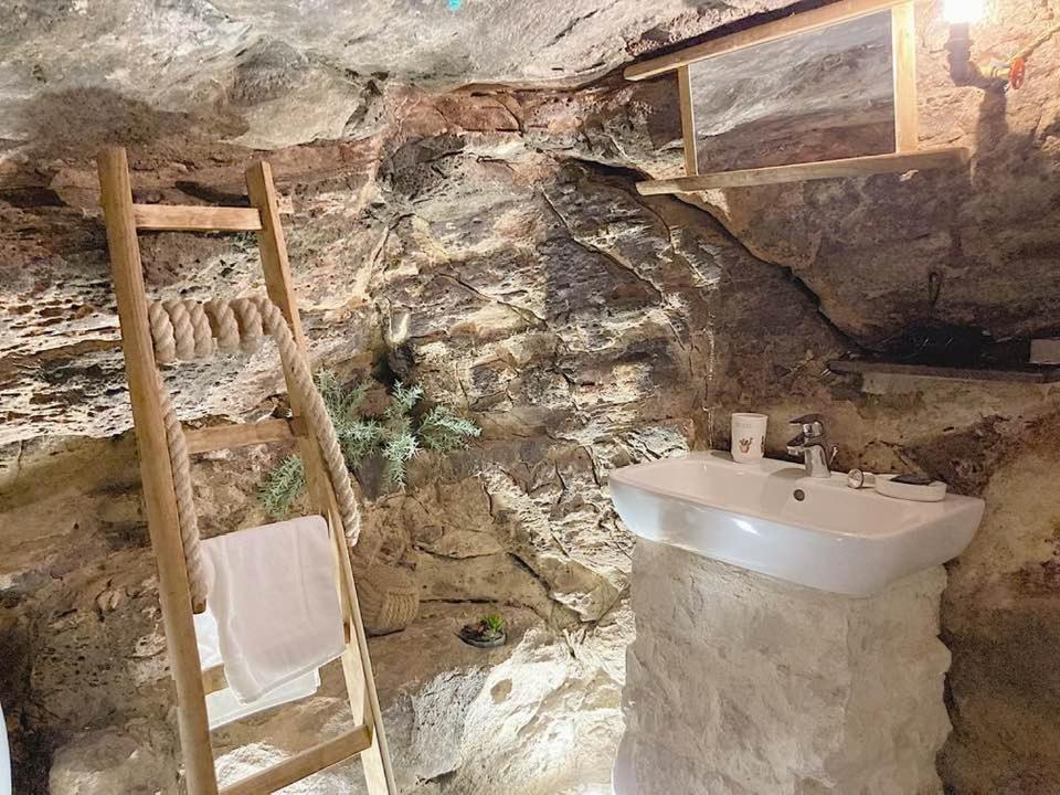 فيلا راغوزافي A Timpa Ro Nannu المظهر الخارجي الصورة